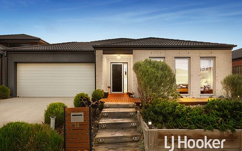 14 Seacoast St, Point Cook VIC 3030