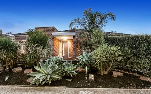 70 Grices Rd, Berwick VIC 3806