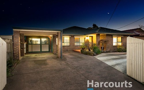 40 Terrigal Dr, Noble Park North VIC 3174