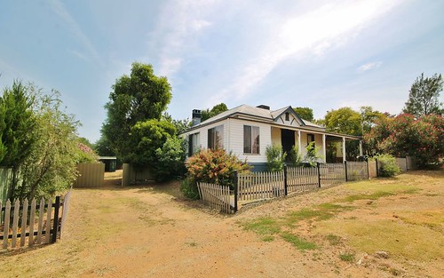 31 Brock Street, Young NSW