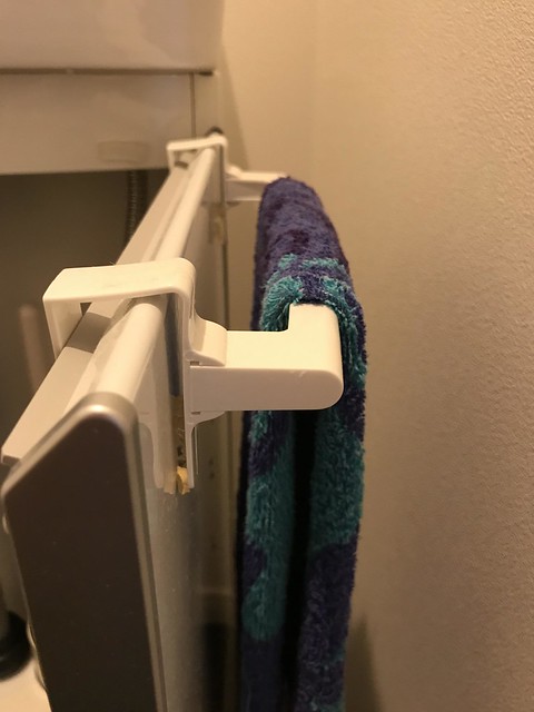 トイレのタオル掛け設置についてですが、以...
