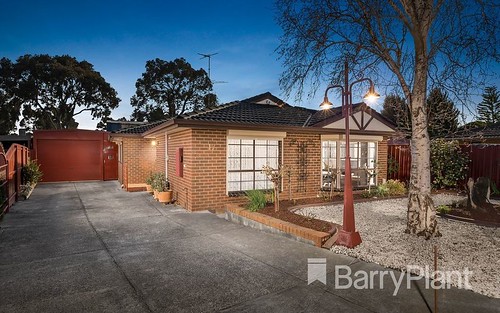17 Hope Ct, Mill Park VIC 3082