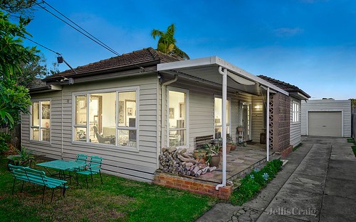 12 Gowrie St, Bentleigh East VIC 3165