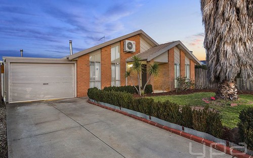 4 Barrow Court, Hoppers Crossing VIC