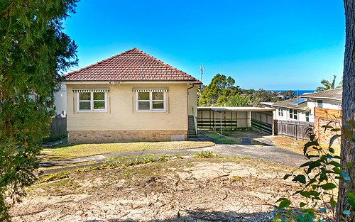 4 Southern Cross Wy, Allambie Heights NSW 2100