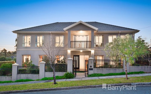 43 Russell Cr, Doncaster East VIC 3109