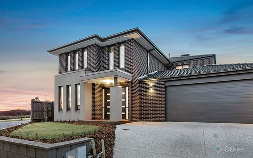 1 Coolana Drive, Clyde North Vic 3978