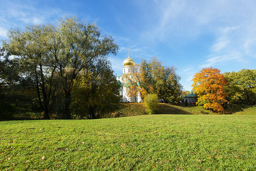 Feodorovsky   Cathedral. Autumn sunny day.