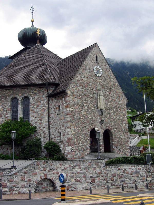 Triesenberg, Liechtenstein - St. Joseph's Church<br/>© <a href="https://flickr.com/people/160950421@N07" target="_blank" rel="nofollow">160950421@N07</a> (<a href="https://flickr.com/photo.gne?id=44178656044" target="_blank" rel="nofollow">Flickr</a>)