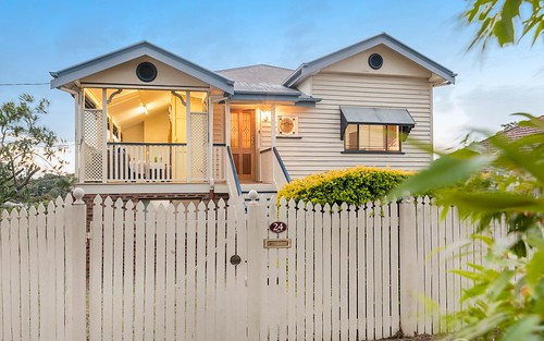 24 Prout Street, Camp Hill QLD 4152