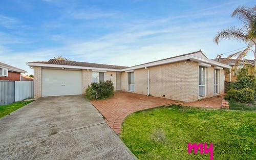 19 Valley Road, Campbelltown NSW 2560