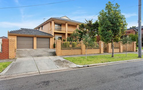 139 Riviera Road, Avondale Heights VIC
