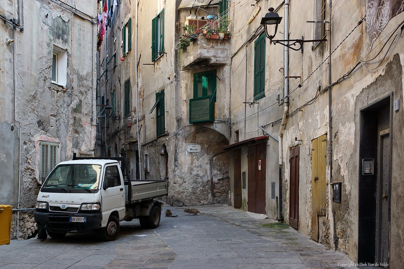 Ventimiglia old city<br/>© <a href="https://flickr.com/people/55574675@N06" target="_blank" rel="nofollow">55574675@N06</a> (<a href="https://flickr.com/photo.gne?id=45258997602" target="_blank" rel="nofollow">Flickr</a>)