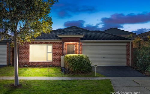96 Mountainview Boulevard, Cranbourne North Vic 3977