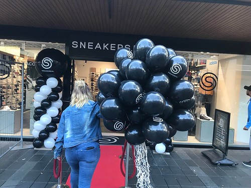 Heliumballonnen Bedrukt Opening Sneakers Lijnbaan Rotterdam