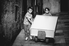 Young Moving Company .<br/>© <a href="https://flickr.com/people/77206281@N07" target="_blank" rel="nofollow">77206281@N07</a> (<a href="https://flickr.com/photo.gne?id=43050037820" target="_blank" rel="nofollow">Flickr</a>)