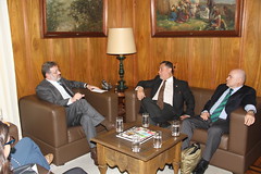 Embaixador do Chile visita a Secretaria da Justiça