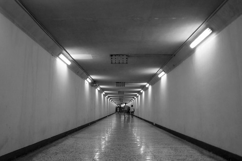 Tainan tunnel monochrome