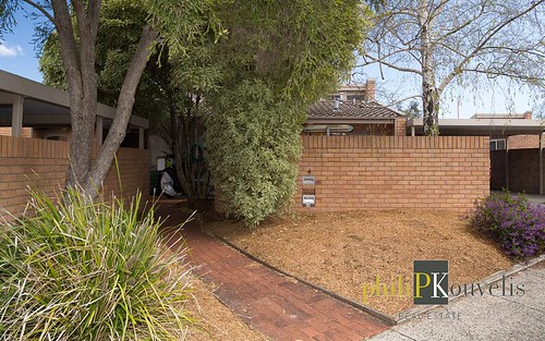 4 Boothby Place, Garran ACT 2605