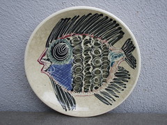 Vintage Isle Of Wight Pottery Sgrafitto Fish Plate By Jo Lester Mid Century Modern